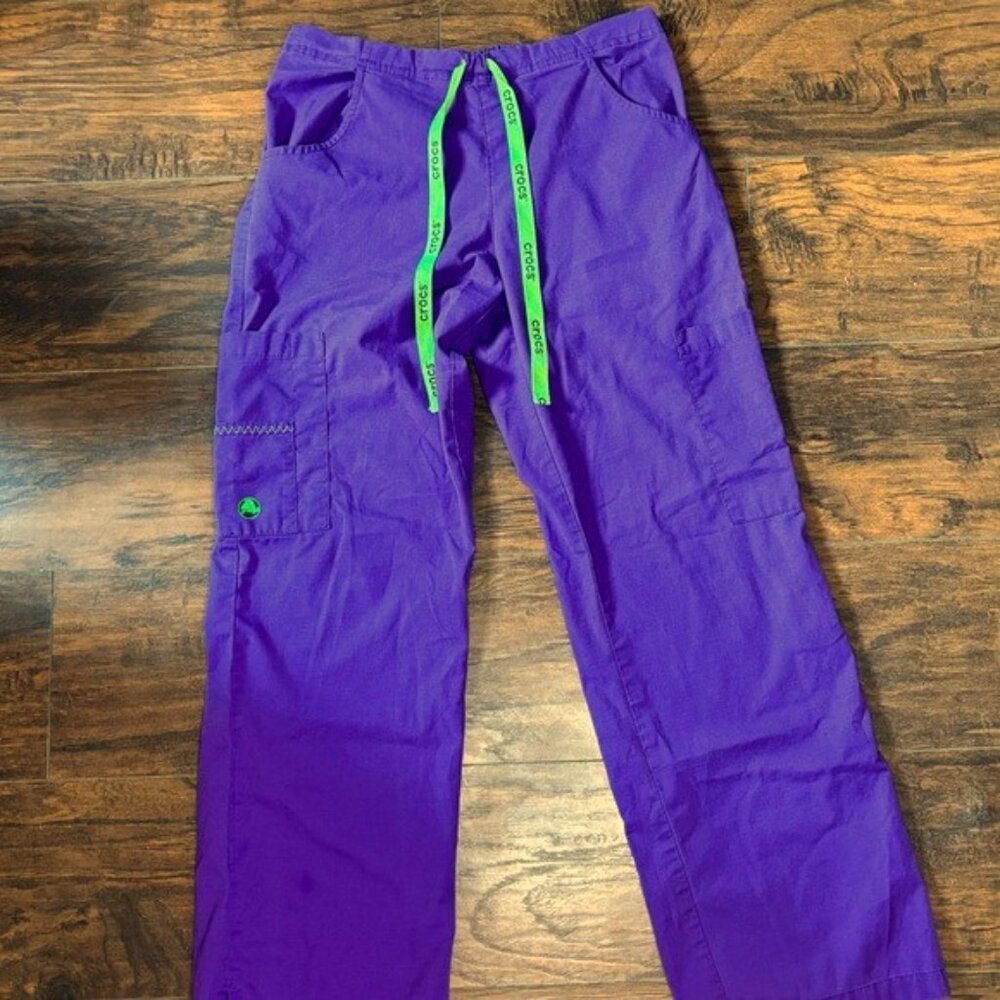 Crocs Medical Apparel Womens Purple and Green Scrubs Size Small